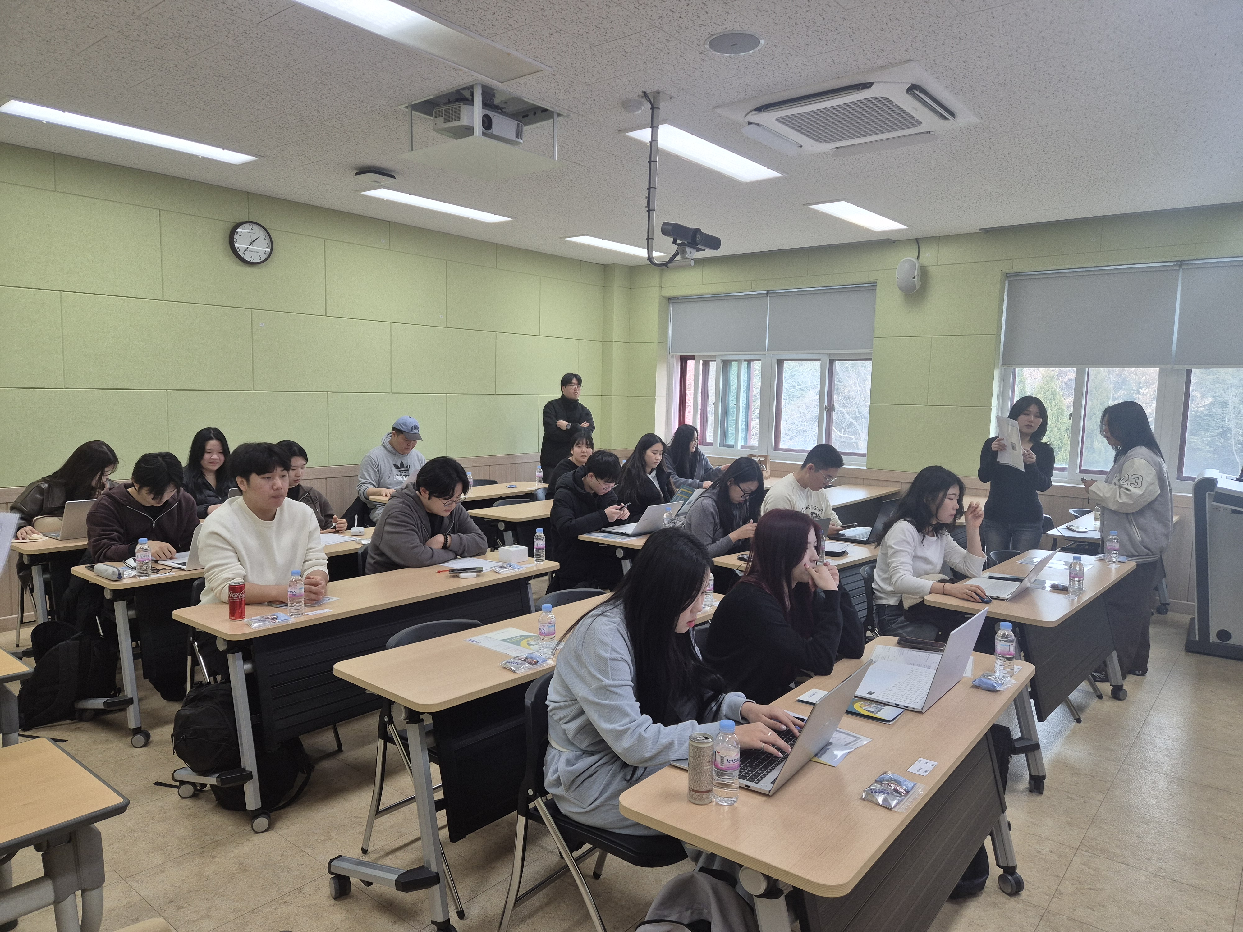 <2026 신입생 오리엔테이션 활동 사진>