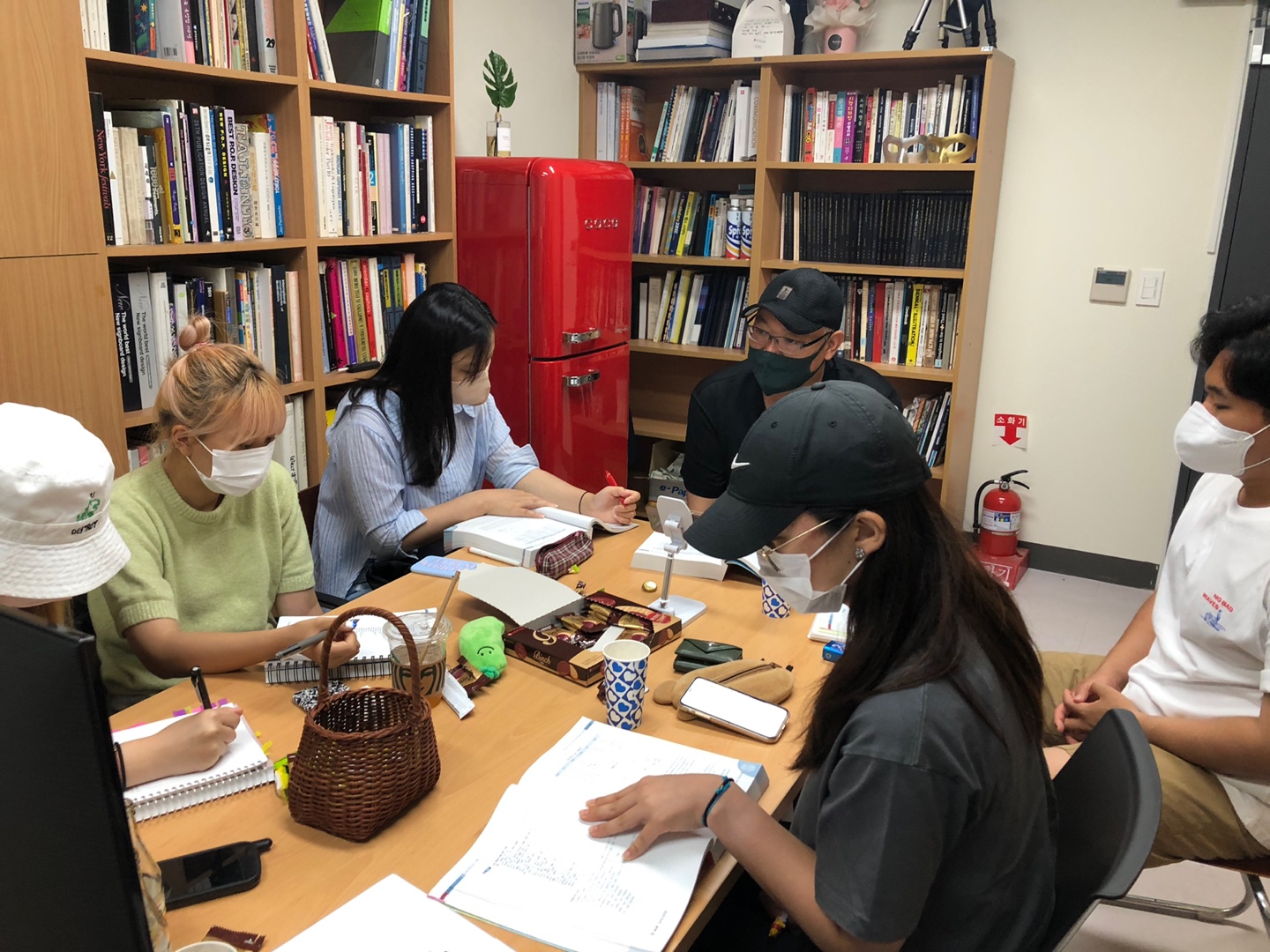 2022년 시각디자인 산업기사 준비 동아리_2차모임 (2022.7.17) 이미지(4)