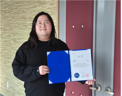 1학년 박찬하 학생 대한민국 인도적 지원 AI 홍보영상·포스터 공모전 장려상 수상 이미지(1)