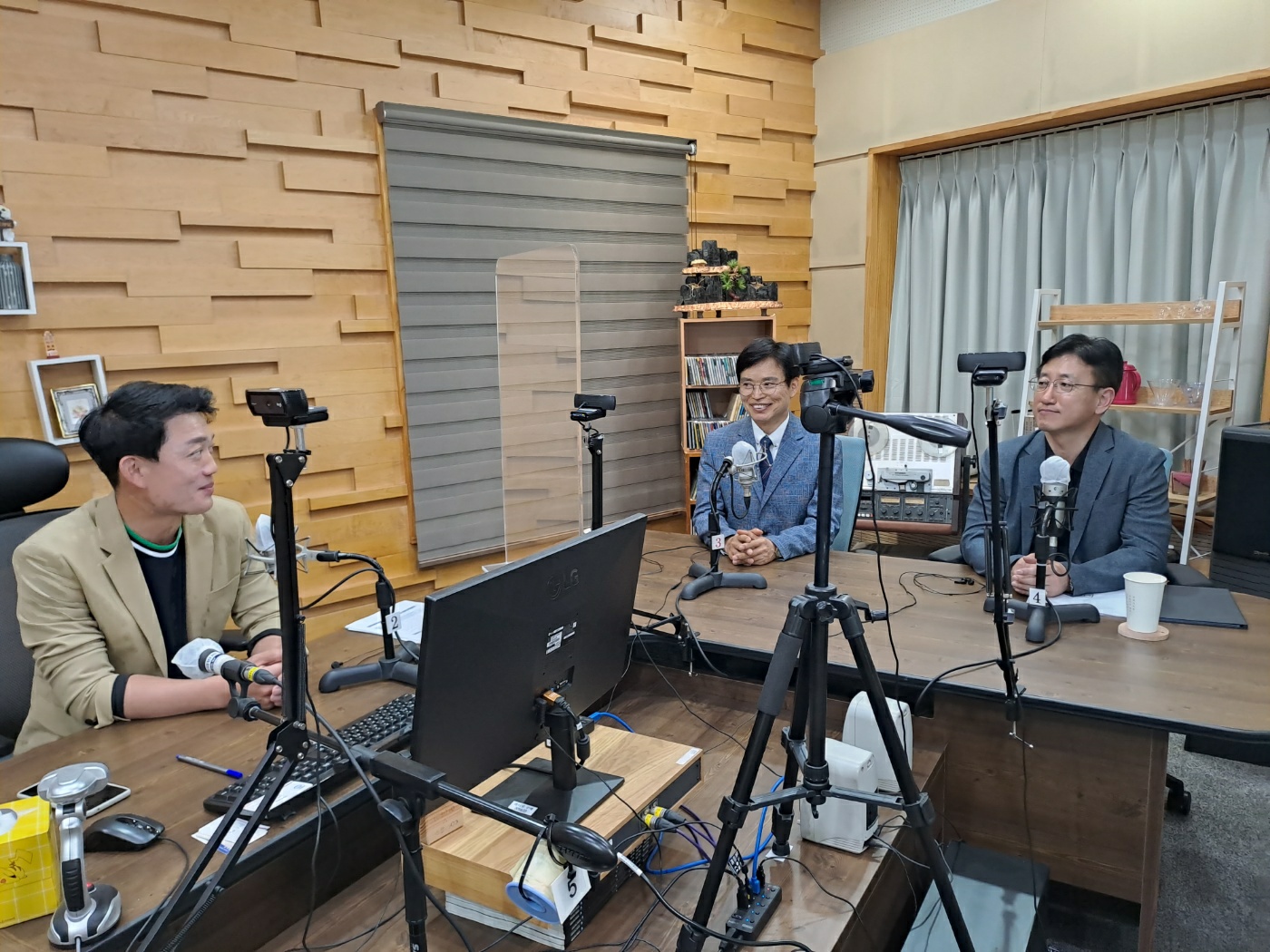 KBS 제1라디오 전주방송 터놓고 말합시다 전북, 이차전지 중심지 될까?