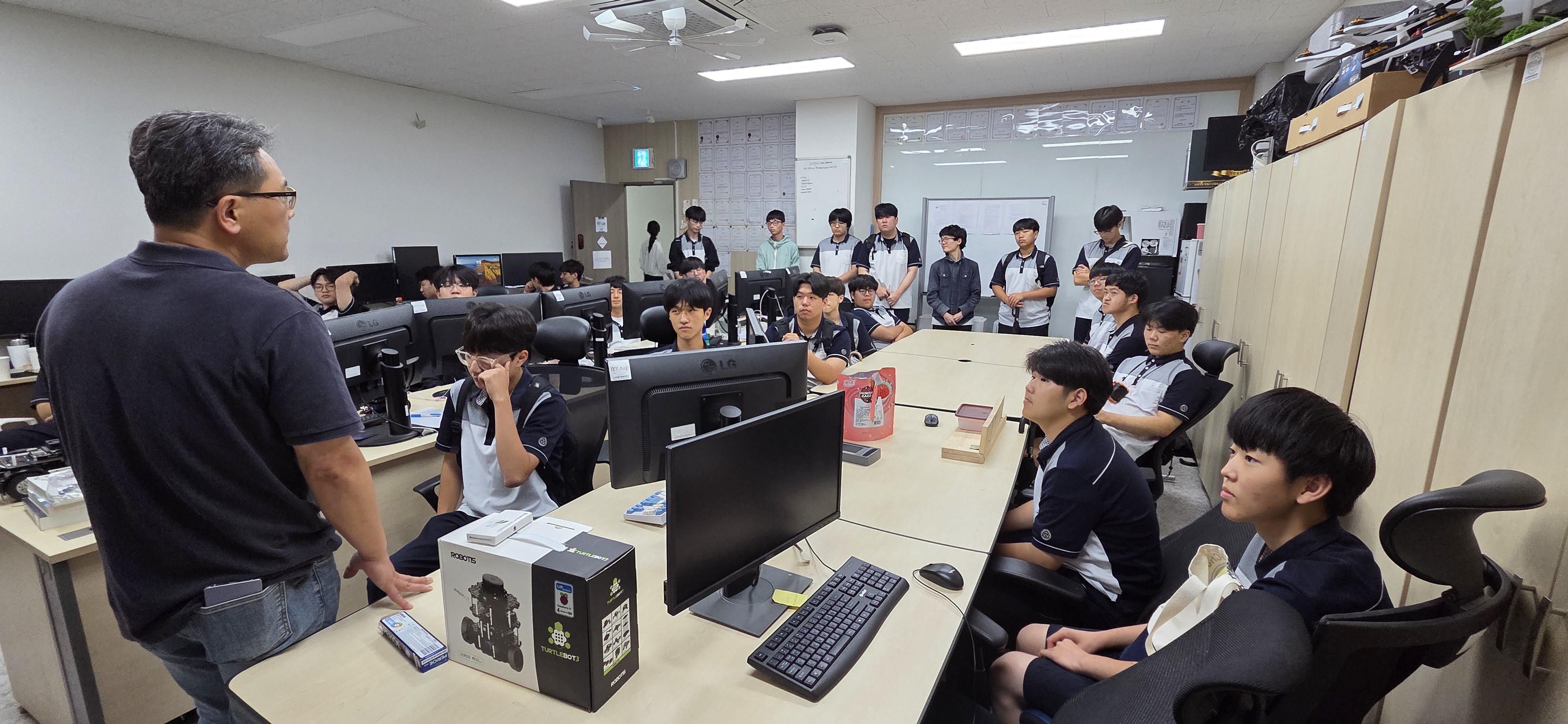 오픈랩 투어