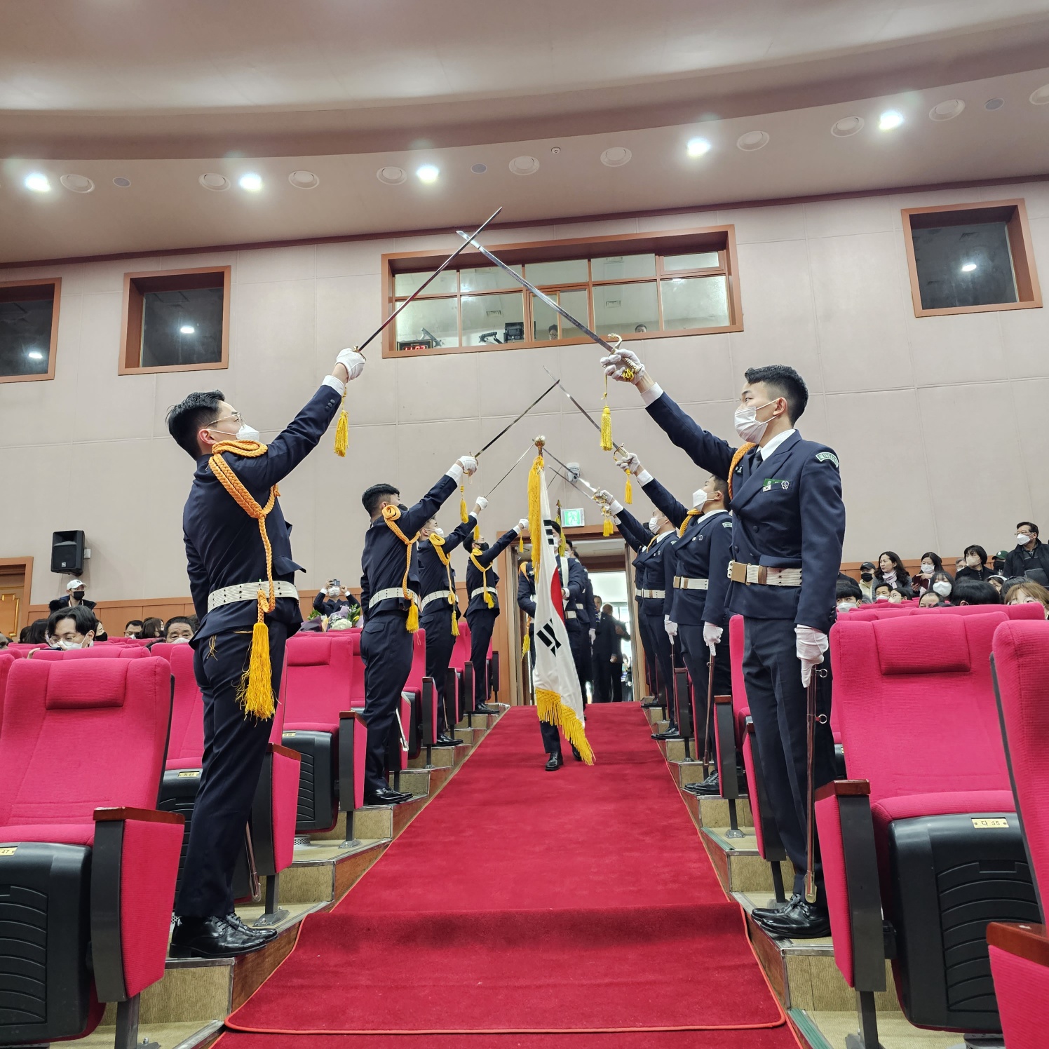 22학년도 전기 학위수여식 예도단(기수단) 지원 이미지(2)