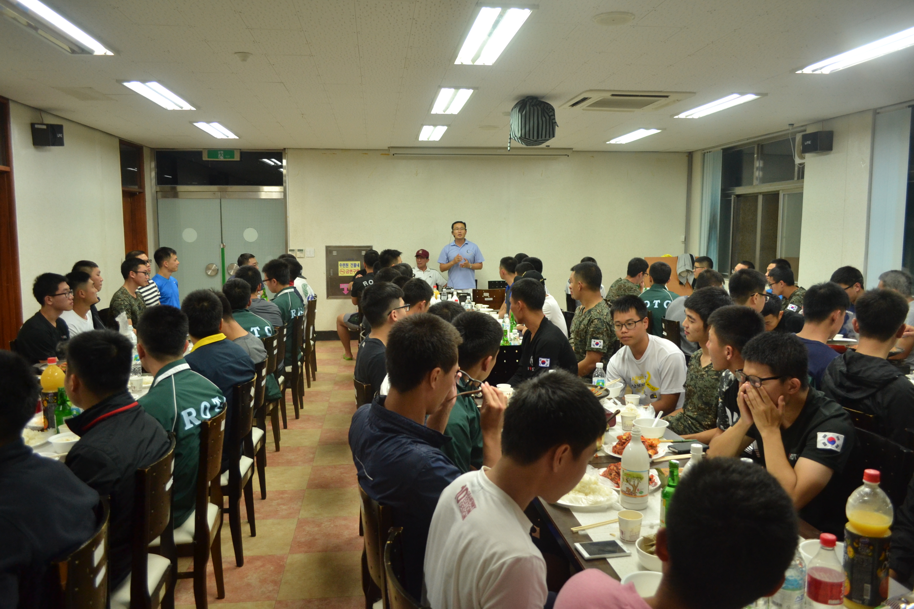 공동체함양수련회_저녁식사.JPG