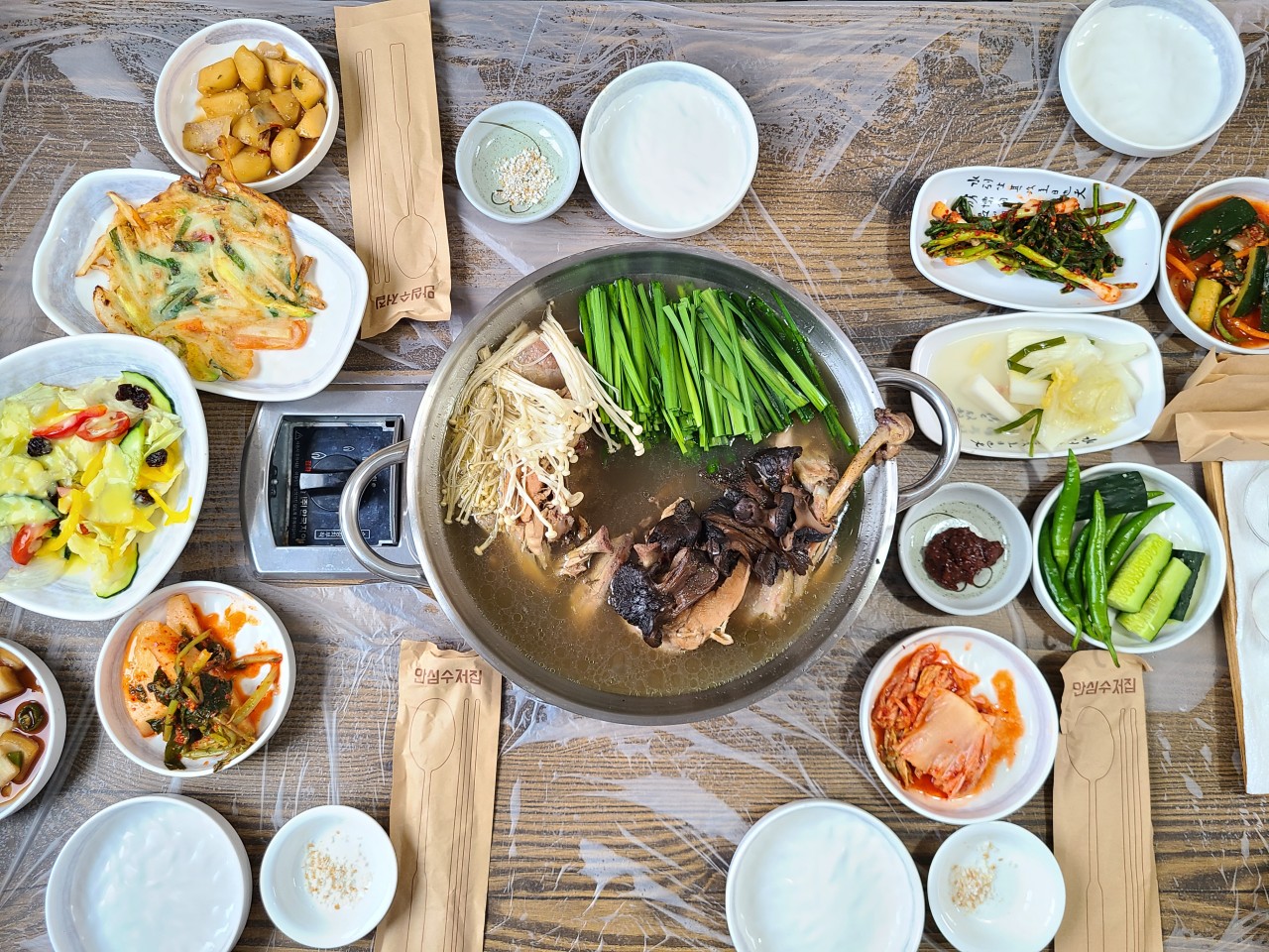 고향집 능이백숙 이미지(3)