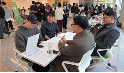 국립군산대학교 환경공학과, ‘2025 졸업논문발표회 및 JOB&CAREER FESTIVAL’ 성료 – 산학협력과 세대 교류로 지속가능한 환경산업 이미지(4)
