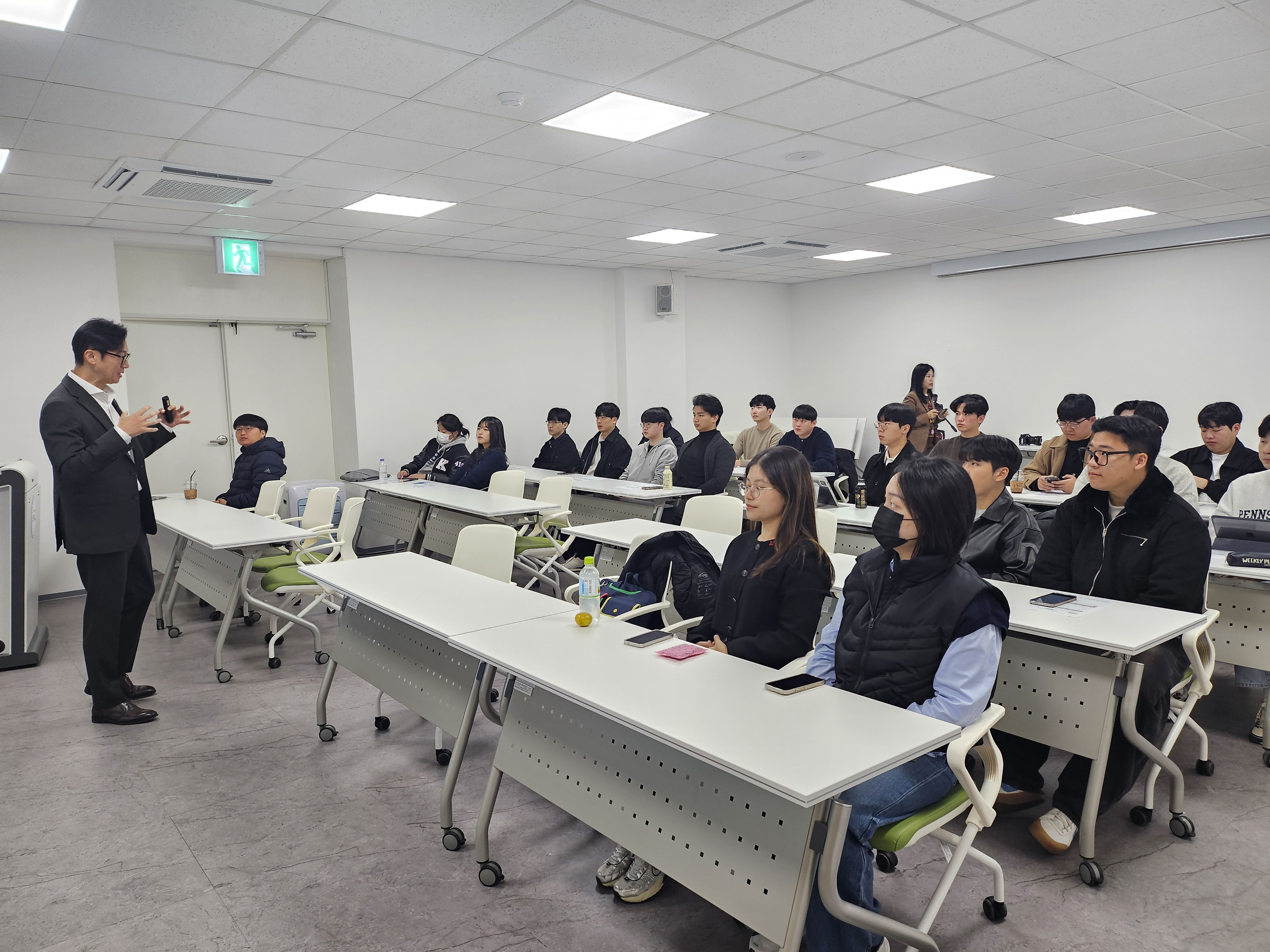 새만금 기반 RE100 인력양성과정 [2025년 환경공학과 Job&Career Festival(전문가 초청 특강 2)] 이미지(2)