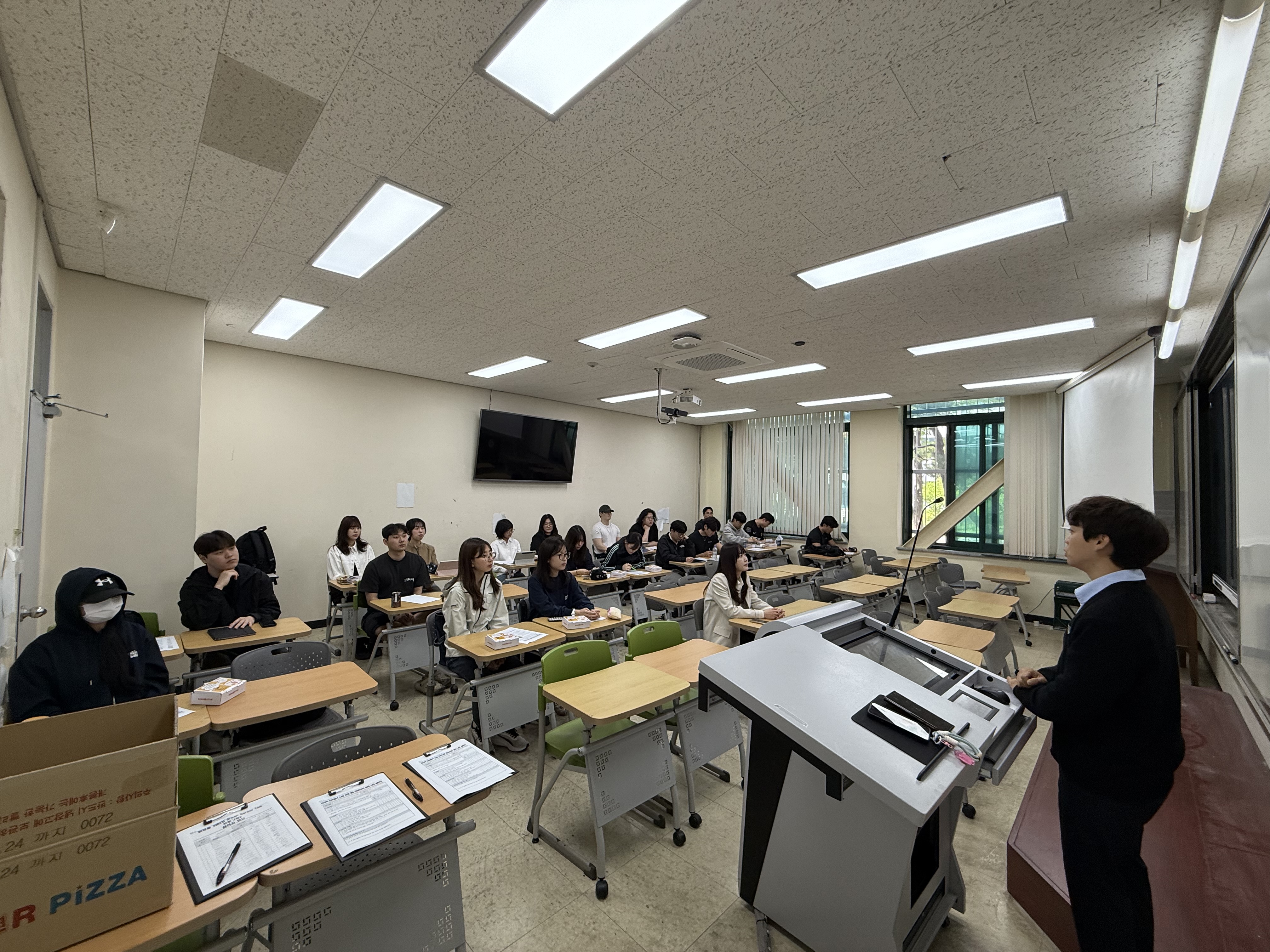 [2026학년도 전지적 진로탐색 시점] 환경을 JOB다! Green Career Talk  프로그램2_석문에너지 김정선 대리 특강 이미지(2)