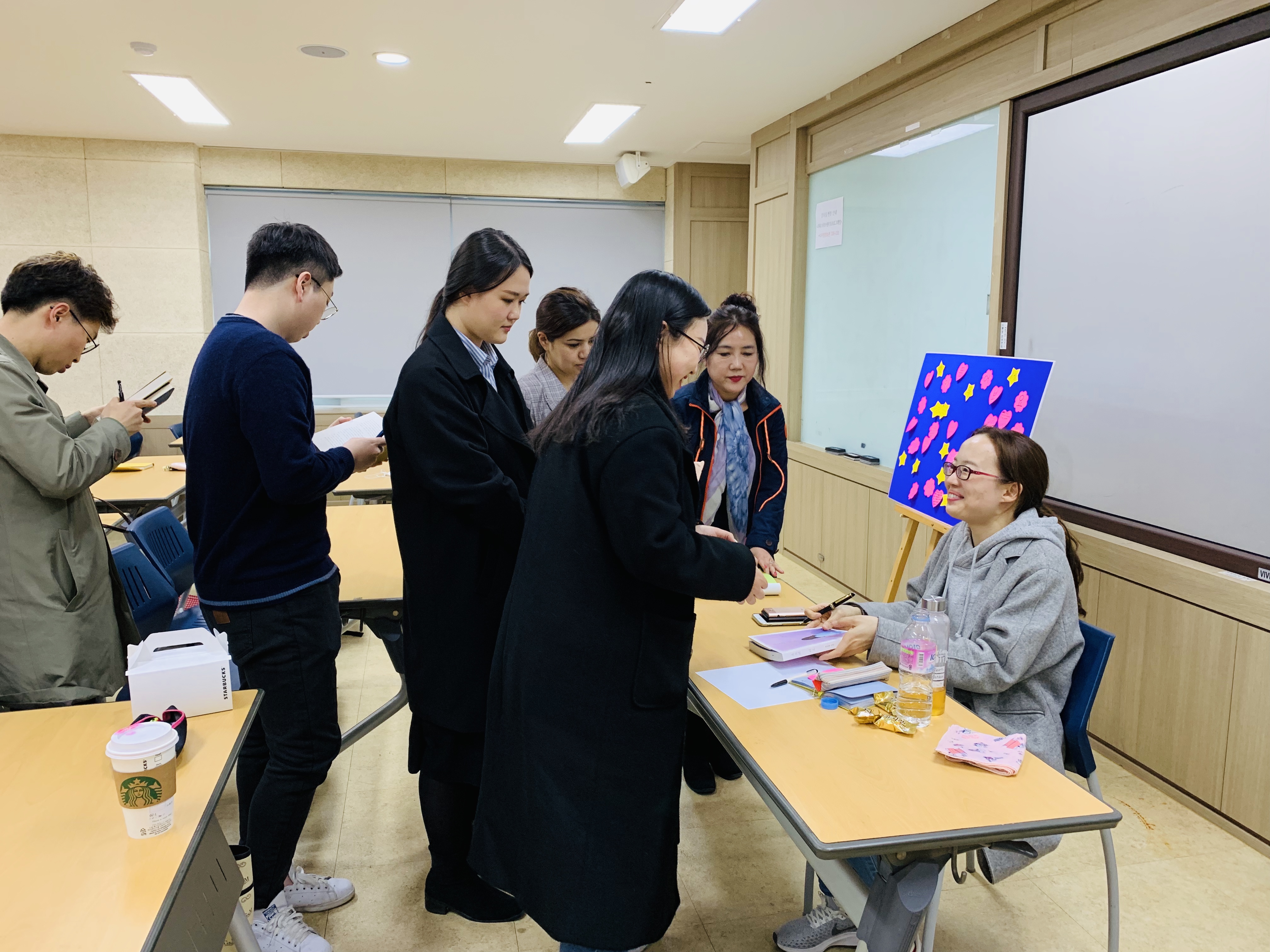 학과행사_초청강연(최은영 작가) 이미지(4)