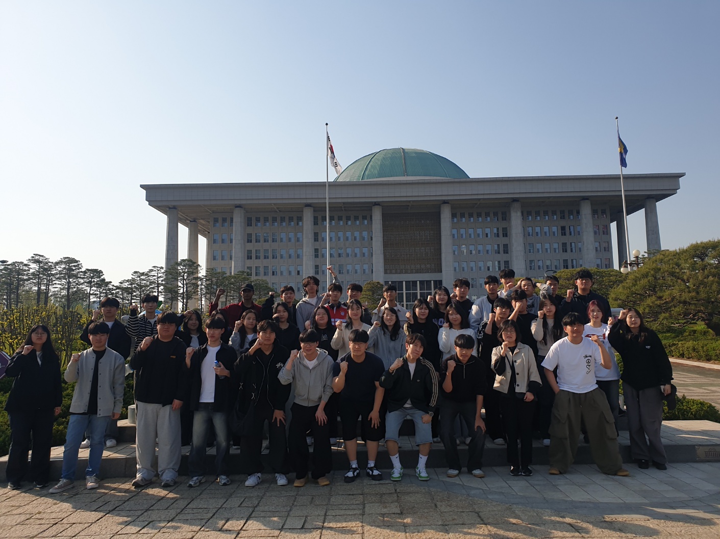 2025학년도 1학기 법행정경찰학부 신입생을 위한 전공 관련 기관 견학 이미지(2)