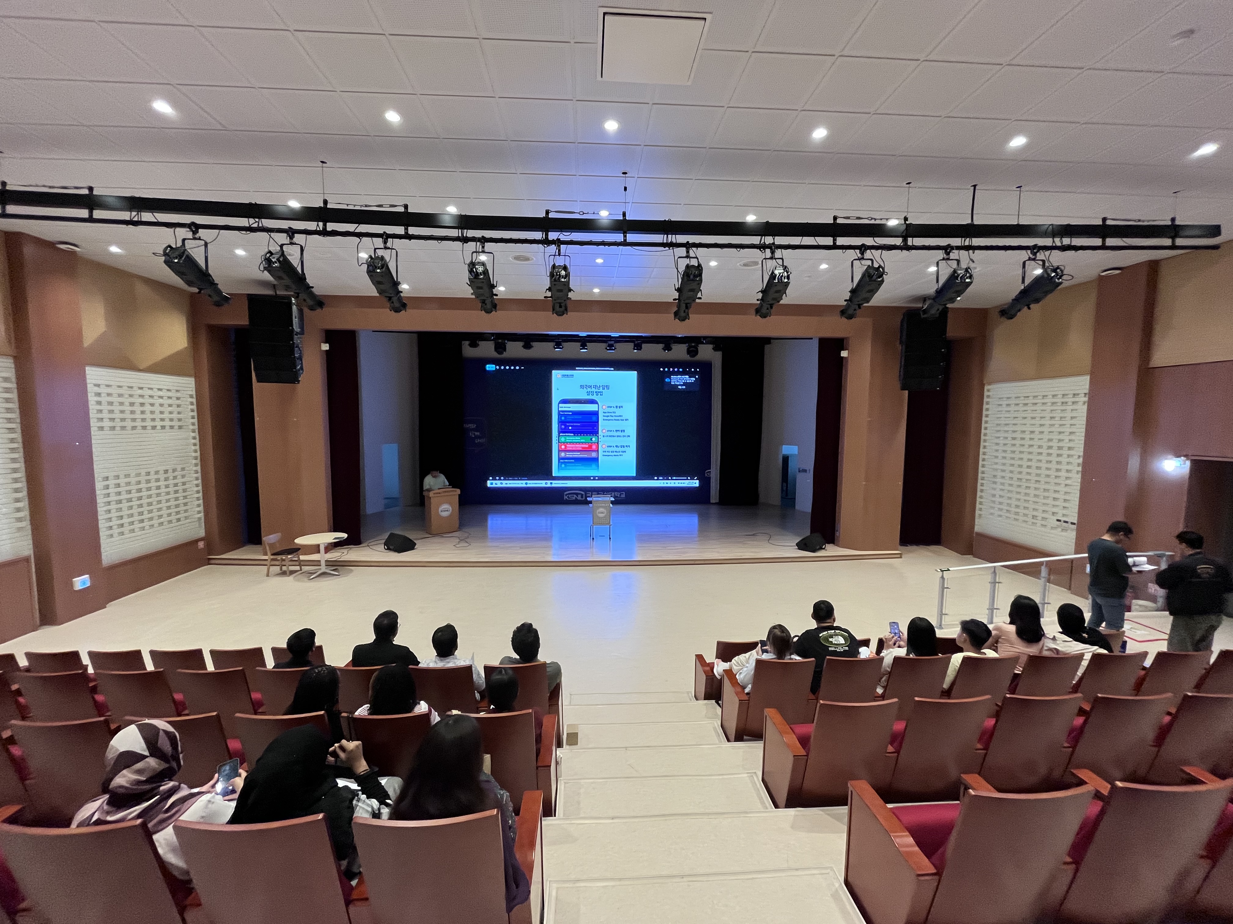 2026년 선발 정부초청 외국인 장학생 대상 오리엔테이션 진행 이미지(4)